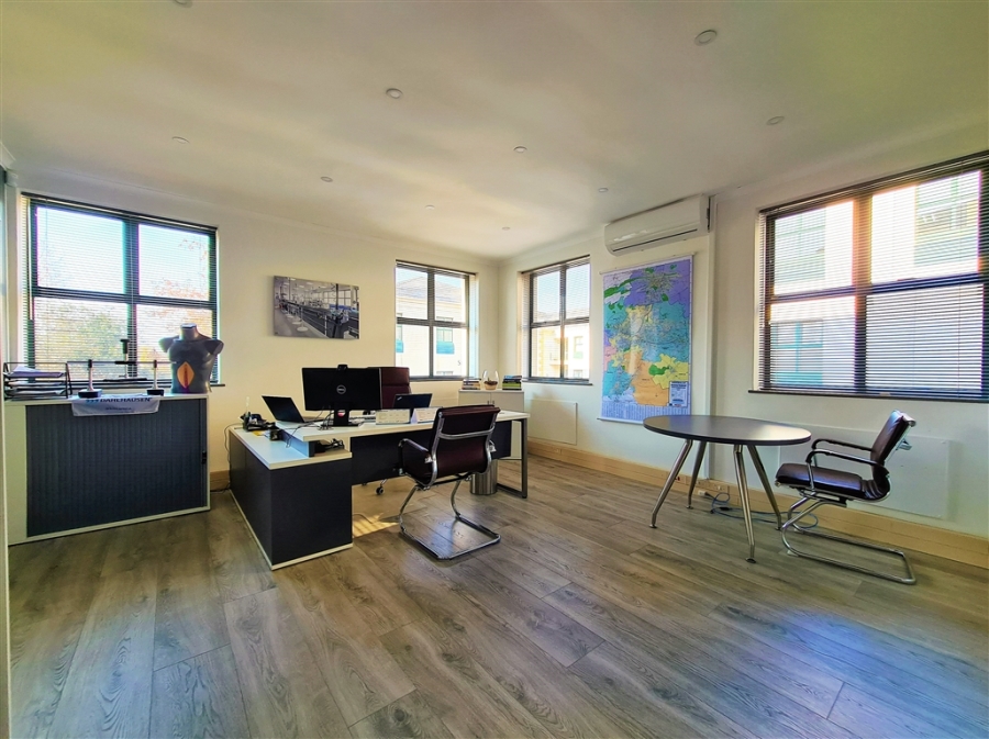 To Let Commercial Property for Rent in Fourways Gauteng