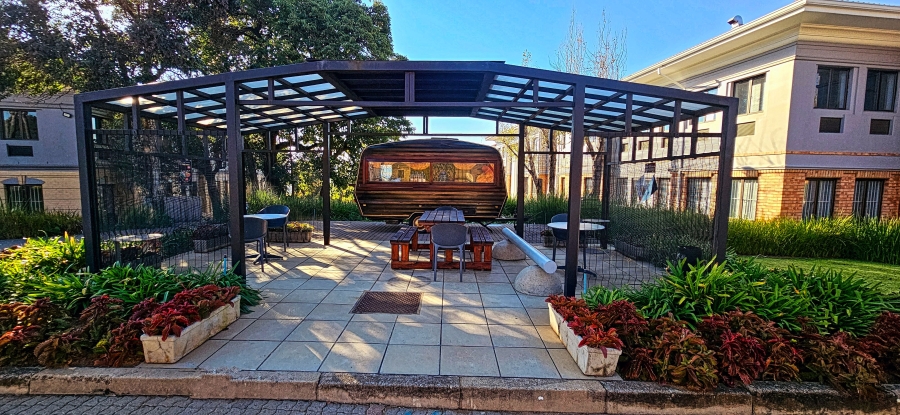 To Let Commercial Property for Rent in Sandown Gauteng