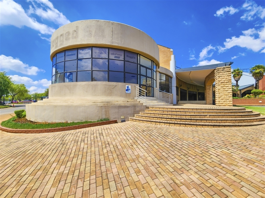 To Let Commercial Property for Rent in Constantia Kloof Gauteng