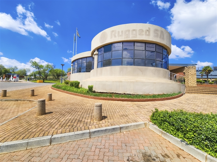 To Let Commercial Property for Rent in Constantia Kloof Gauteng