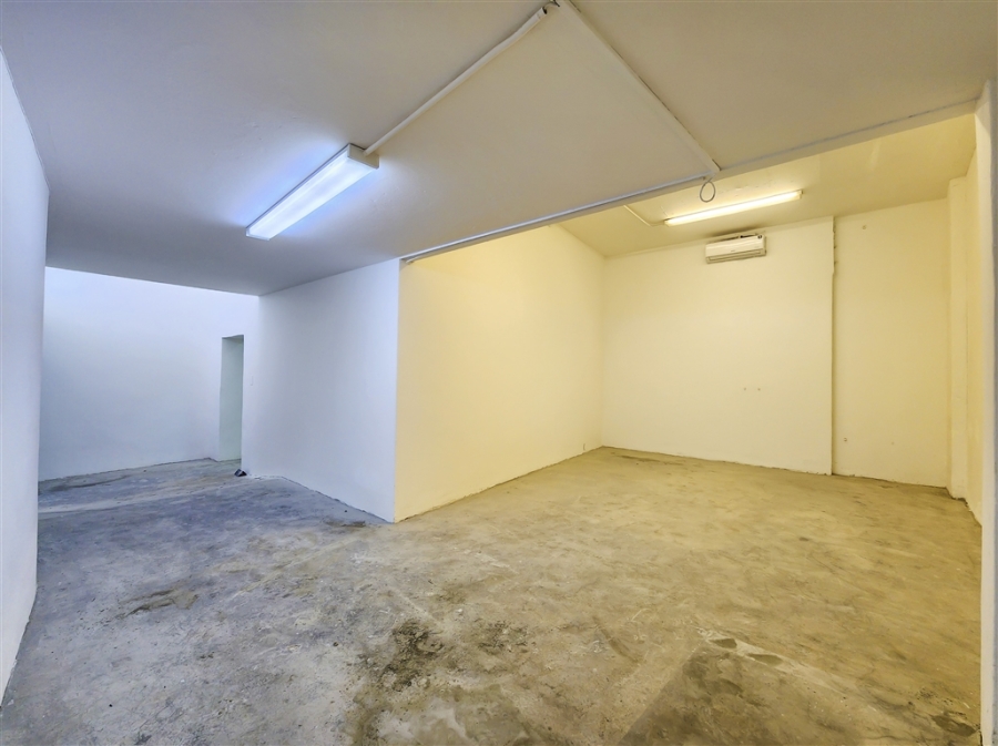 To Let Commercial Property for Rent in Constantia Kloof Gauteng