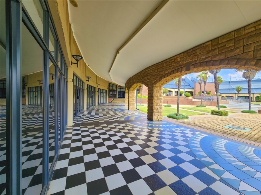 To Let Commercial Property for Rent in Constantia Kloof Gauteng