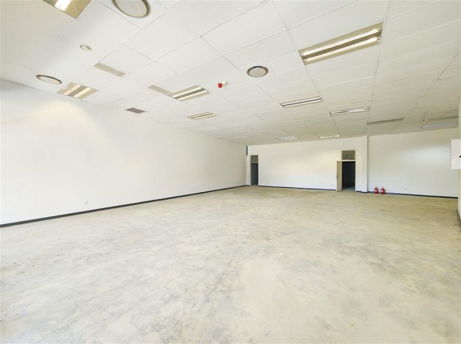 To Let Commercial Property for Rent in Constantia Kloof Gauteng