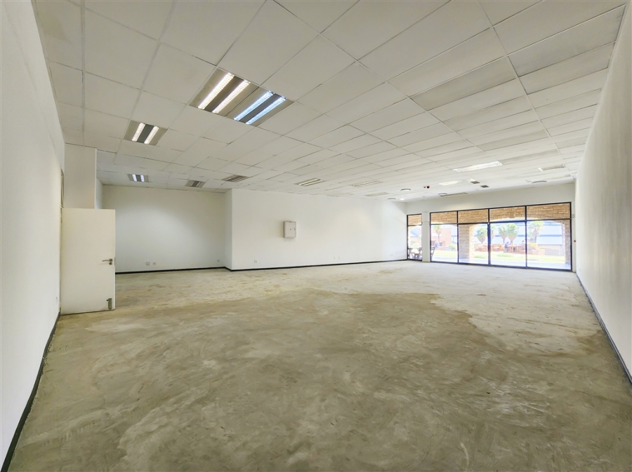To Let Commercial Property for Rent in Constantia Kloof Gauteng