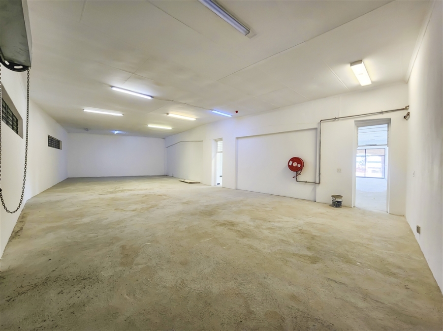 To Let Commercial Property for Rent in Constantia Kloof Gauteng