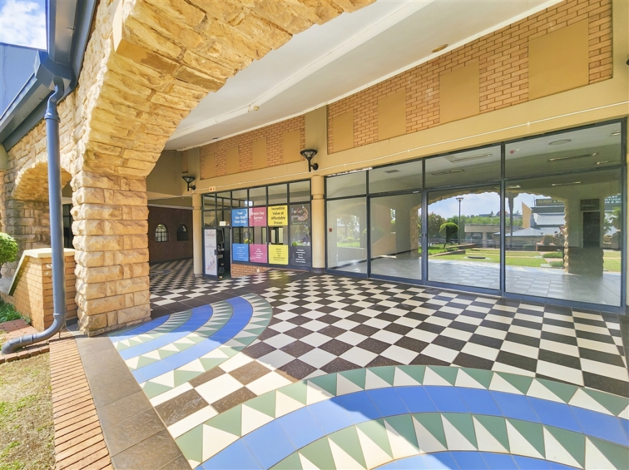 To Let Commercial Property for Rent in Constantia Kloof Gauteng
