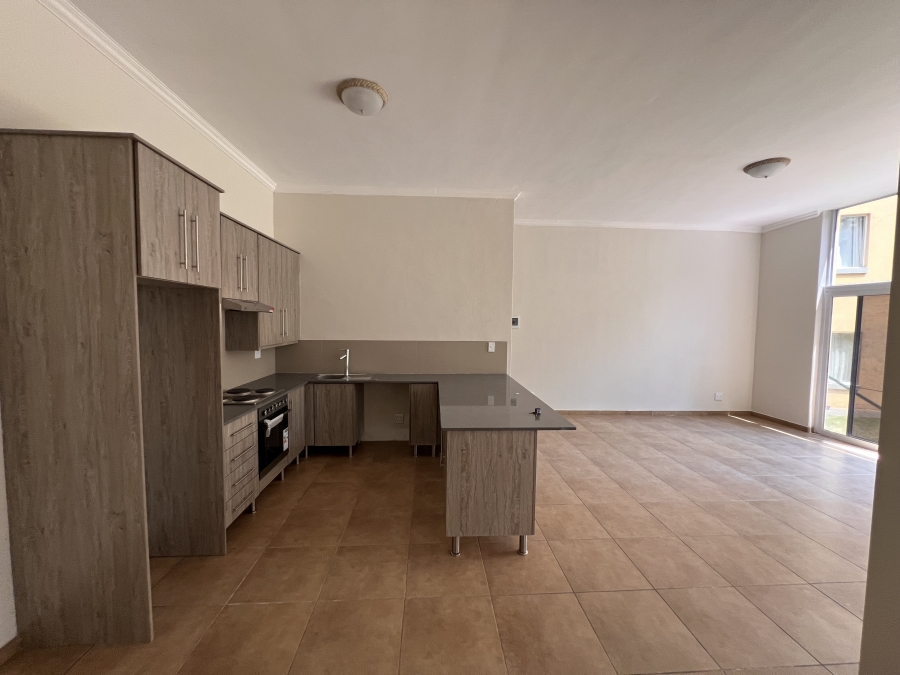 To Let 2 Bedroom Property for Rent in Ormonde Gauteng