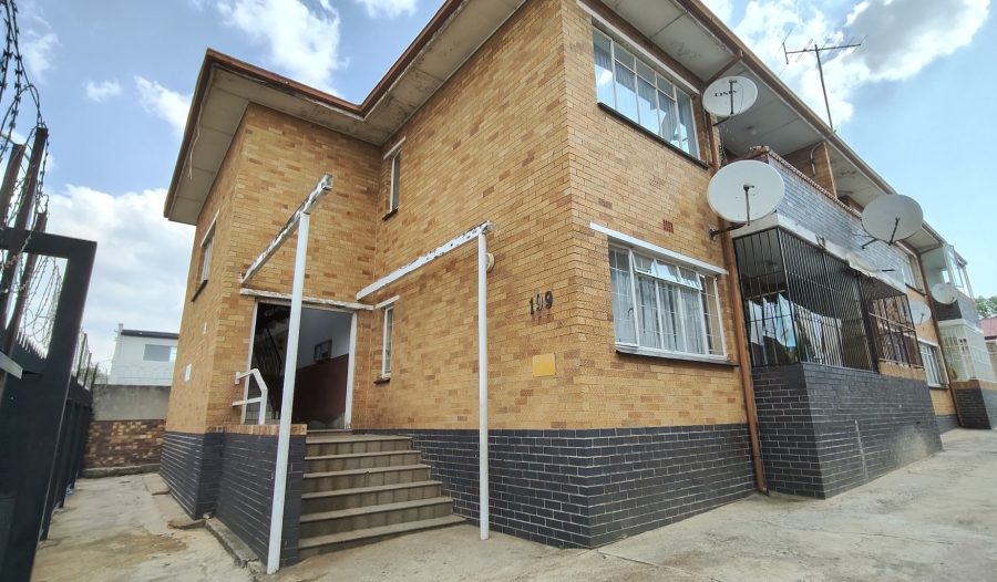 2 Bedroom Property for Sale in Rosettenville Gauteng