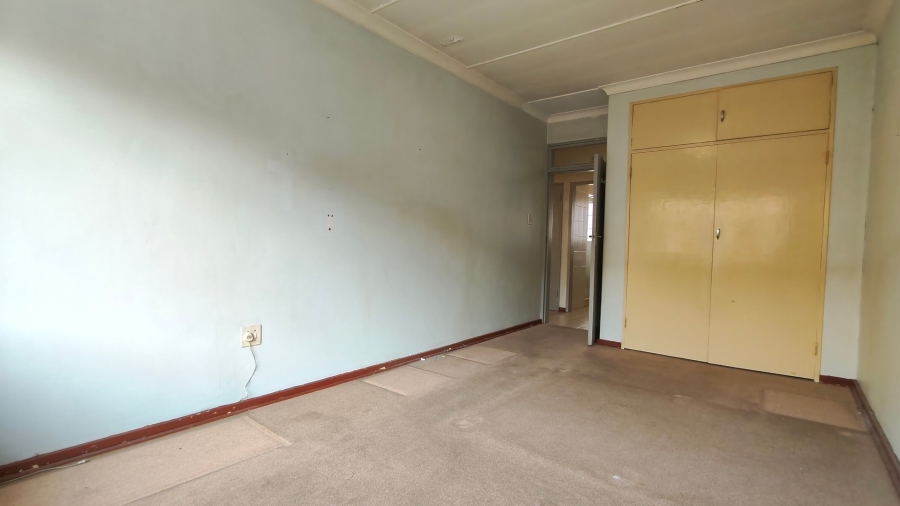 2 Bedroom Property for Sale in Rosettenville Gauteng