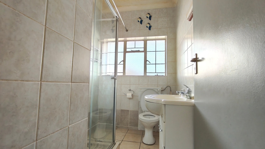 2 Bedroom Property for Sale in Rosettenville Gauteng