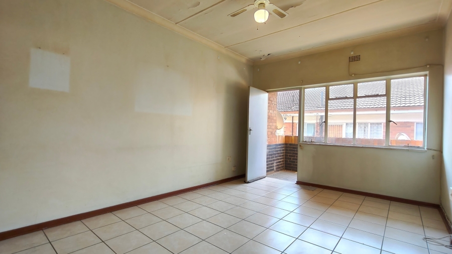 2 Bedroom Property for Sale in Rosettenville Gauteng