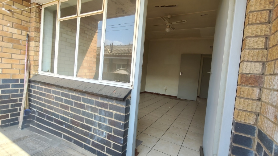 2 Bedroom Property for Sale in Rosettenville Gauteng