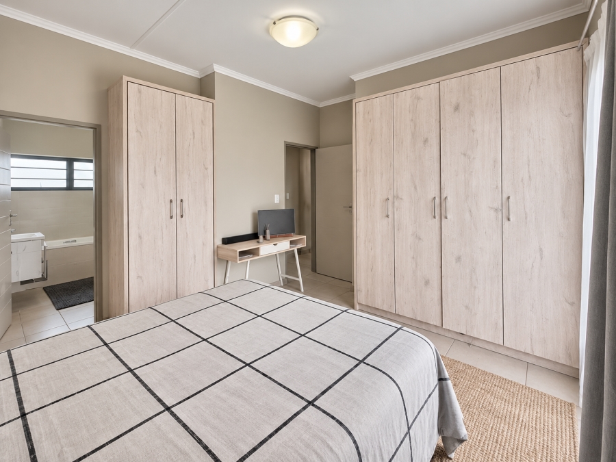 3 Bedroom Property for Sale in Rooihuiskraal North Gauteng