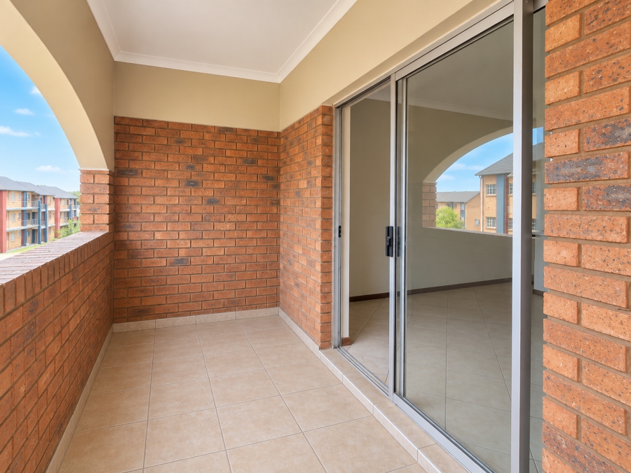2 Bedroom Property for Sale in Monavoni Gauteng