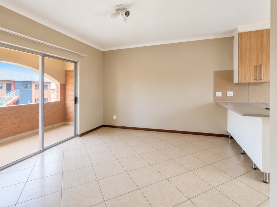 2 Bedroom Property for Sale in Monavoni Gauteng