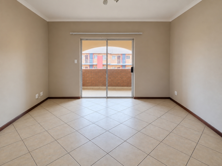 2 Bedroom Property for Sale in Monavoni Gauteng