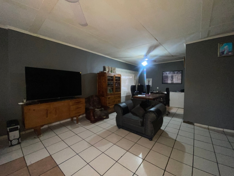 4 Bedroom Property for Sale in Vanderbijlpark CW 3 Gauteng