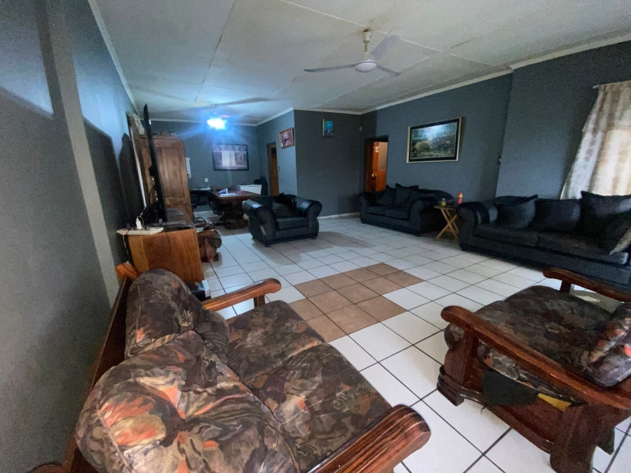 4 Bedroom Property for Sale in Vanderbijlpark CW 3 Gauteng