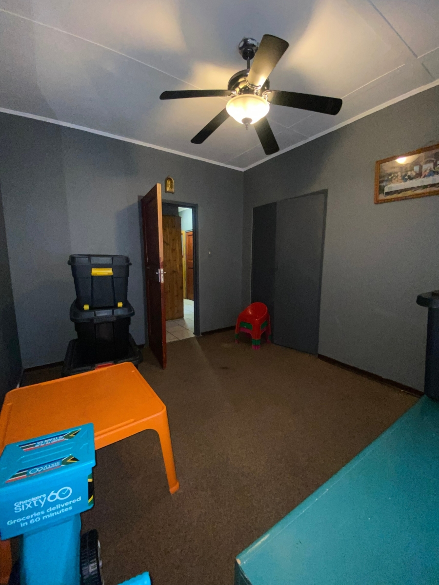 4 Bedroom Property for Sale in Vanderbijlpark CW 3 Gauteng