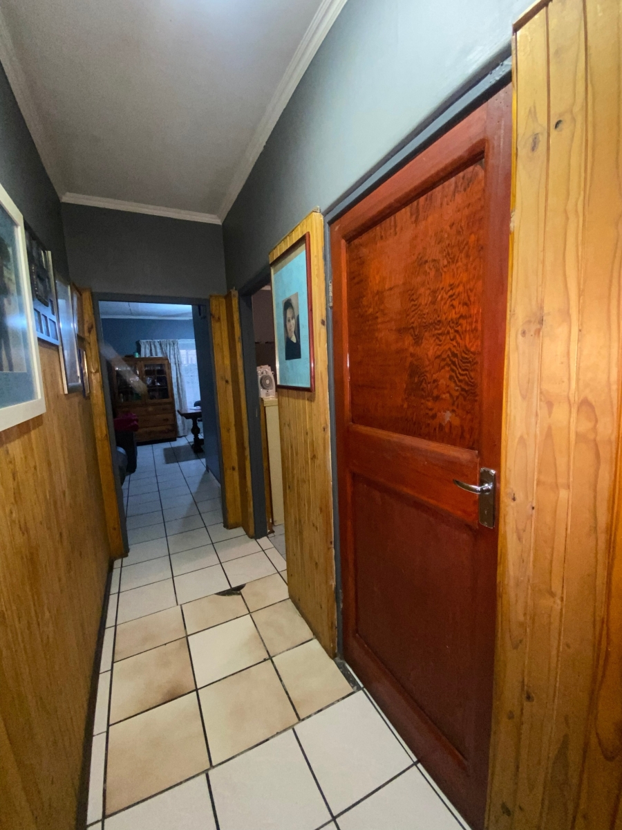 4 Bedroom Property for Sale in Vanderbijlpark CW 3 Gauteng