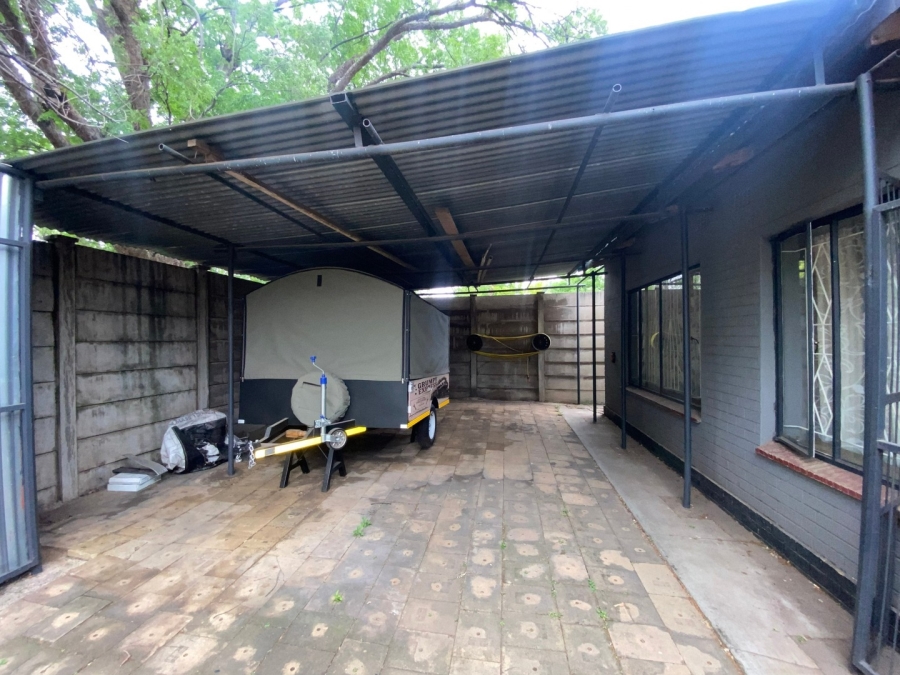 4 Bedroom Property for Sale in Vanderbijlpark CW 3 Gauteng