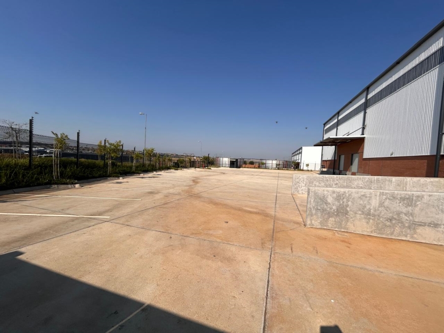 To Let Commercial Property for Rent in Samrand Business Park Gauteng