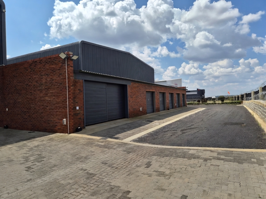 Commercial Property for Sale in Knoppieslaagte Gauteng
