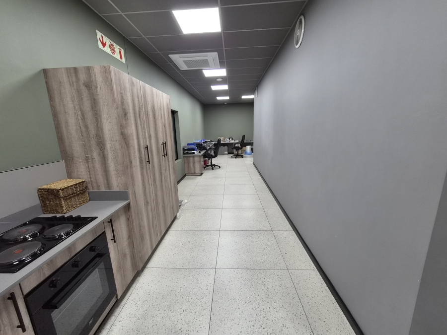Commercial Property for Sale in Knoppieslaagte Gauteng