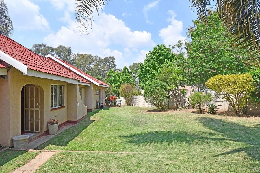 5 Bedroom Property for Sale in Olivedale Gauteng