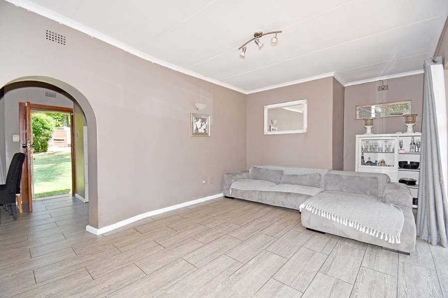5 Bedroom Property for Sale in Olivedale Gauteng