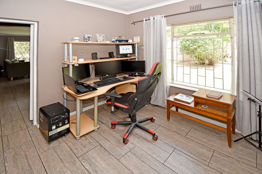 5 Bedroom Property for Sale in Olivedale Gauteng