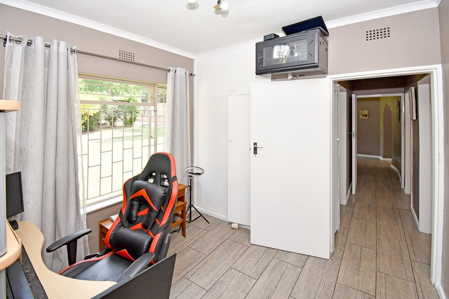 5 Bedroom Property for Sale in Olivedale Gauteng