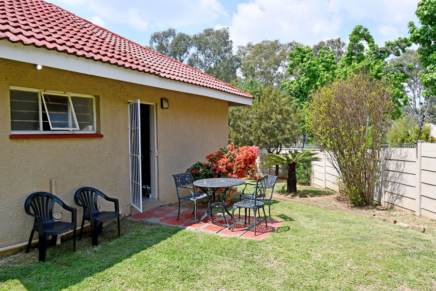 5 Bedroom Property for Sale in Olivedale Gauteng