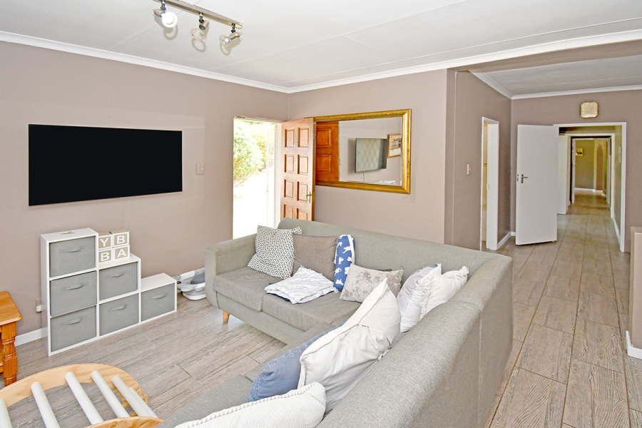 5 Bedroom Property for Sale in Olivedale Gauteng