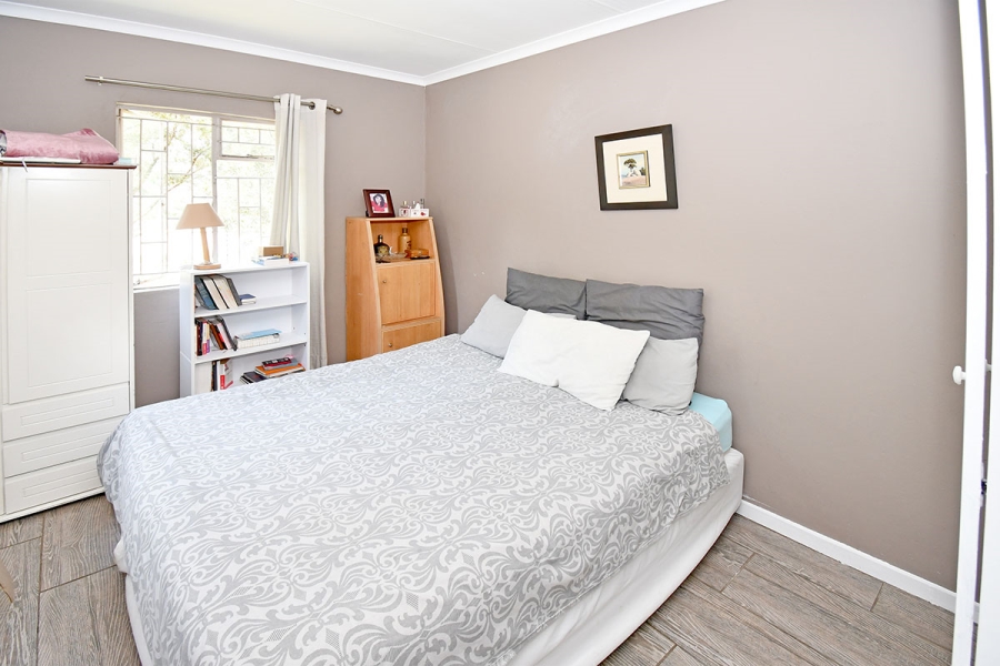5 Bedroom Property for Sale in Olivedale Gauteng