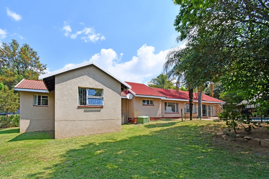 5 Bedroom Property for Sale in Olivedale Gauteng