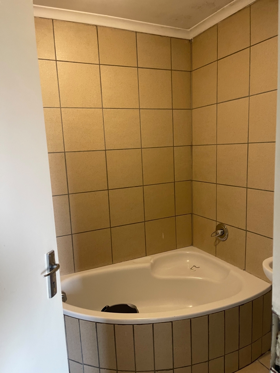 To Let 2 Bedroom Property for Rent in Mayville Gauteng