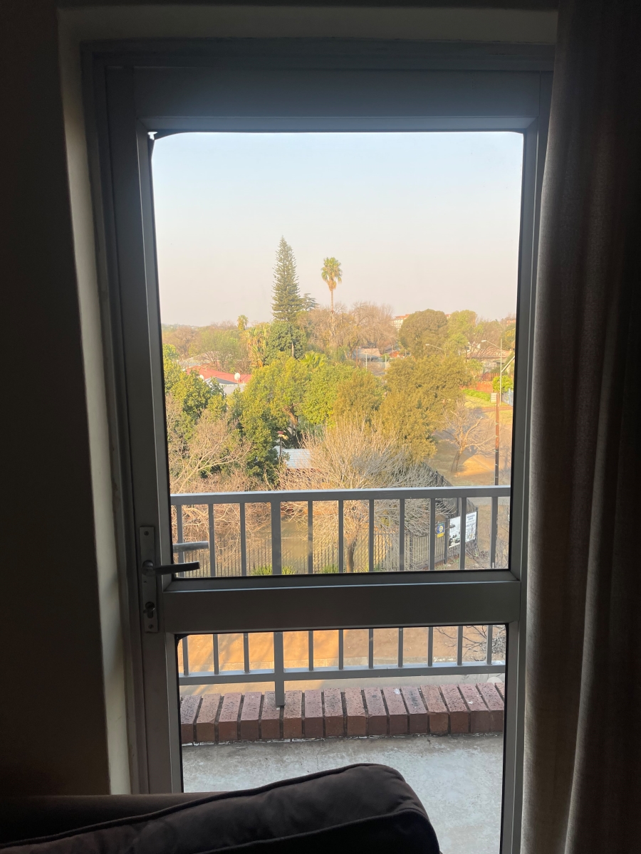 To Let 2 Bedroom Property for Rent in Mayville Gauteng