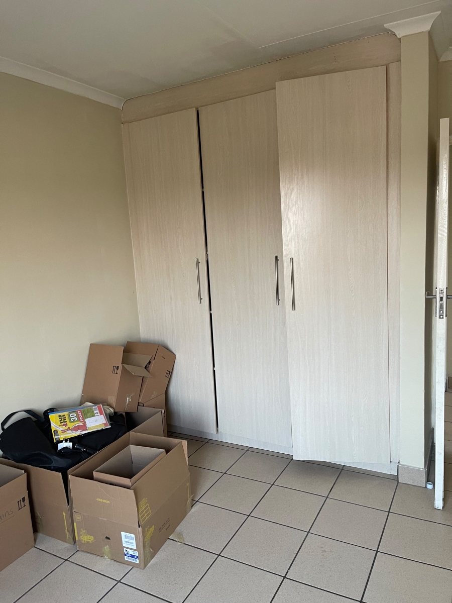To Let 2 Bedroom Property for Rent in Mayville Gauteng