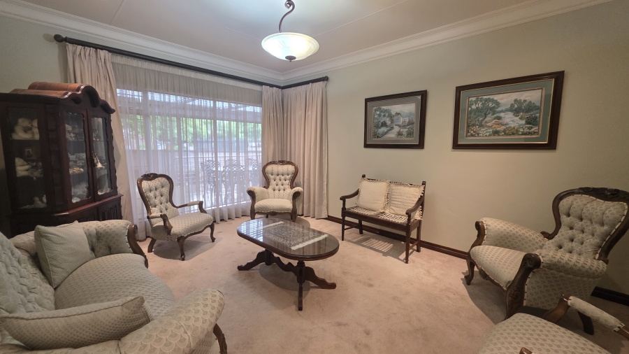 3 Bedroom Property for Sale in Garsfontein Gauteng