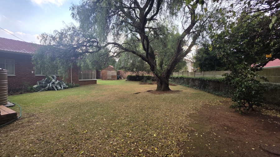 3 Bedroom Property for Sale in Garsfontein Gauteng