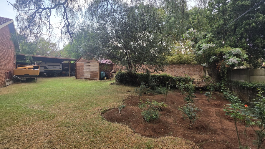 3 Bedroom Property for Sale in Garsfontein Gauteng