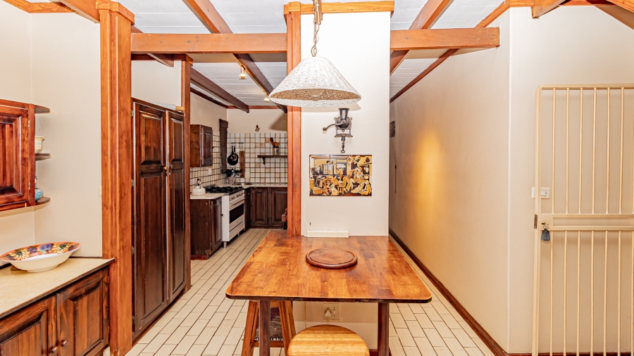 4 Bedroom Property for Sale in Faerie Glen Gauteng