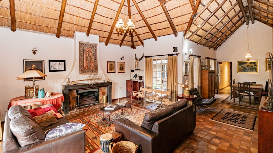 4 Bedroom Property for Sale in Faerie Glen Gauteng
