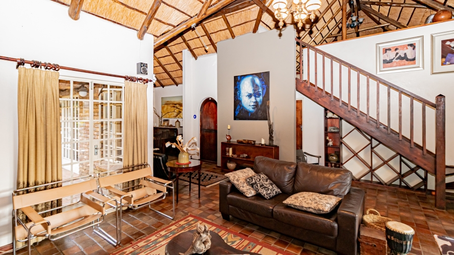 4 Bedroom Property for Sale in Faerie Glen Gauteng