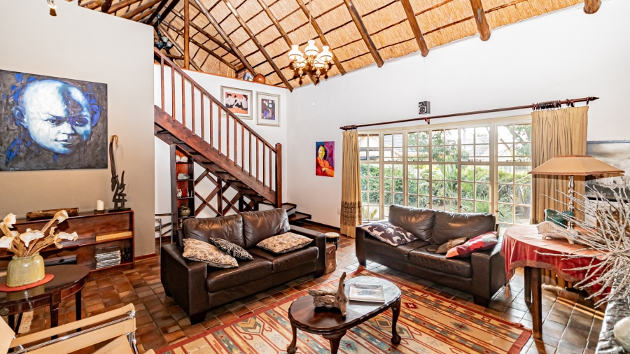 4 Bedroom Property for Sale in Faerie Glen Gauteng