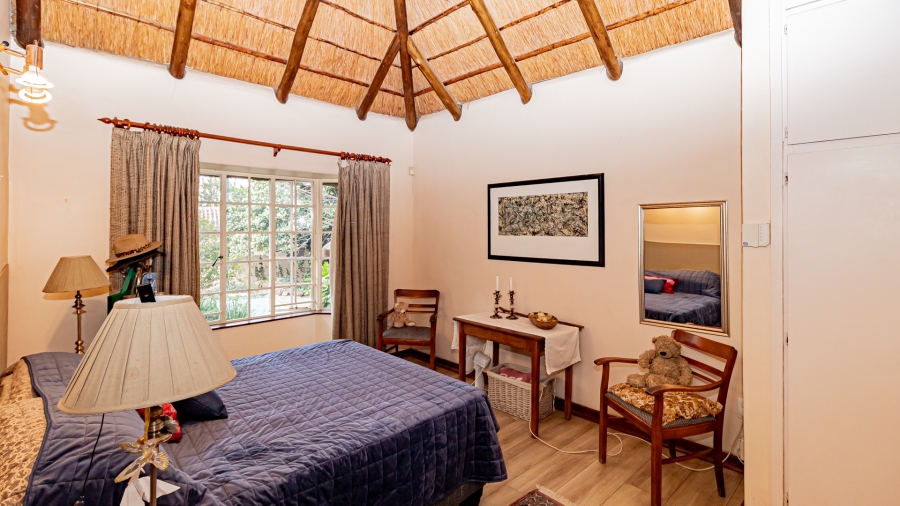 4 Bedroom Property for Sale in Faerie Glen Gauteng