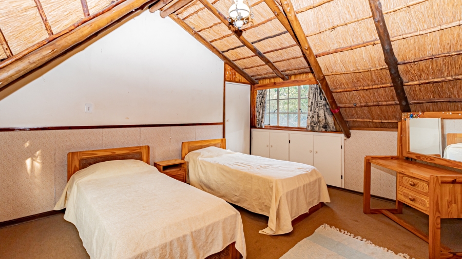 4 Bedroom Property for Sale in Faerie Glen Gauteng