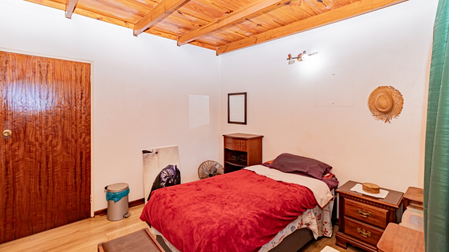 4 Bedroom Property for Sale in Faerie Glen Gauteng