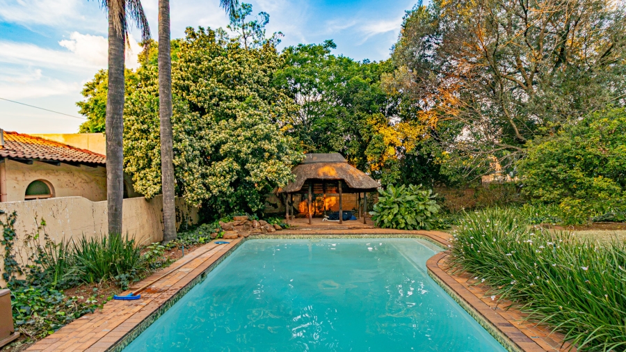 4 Bedroom Property for Sale in Faerie Glen Gauteng
